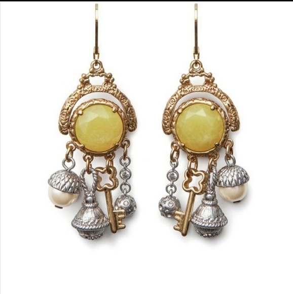 CAbi Jewelry - Cabi Curio Earrings